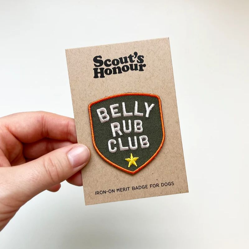 patch thermocollant - écusson Belly Rub Club par Scout's honour pour customiser les bandanas de votre chien ou chat