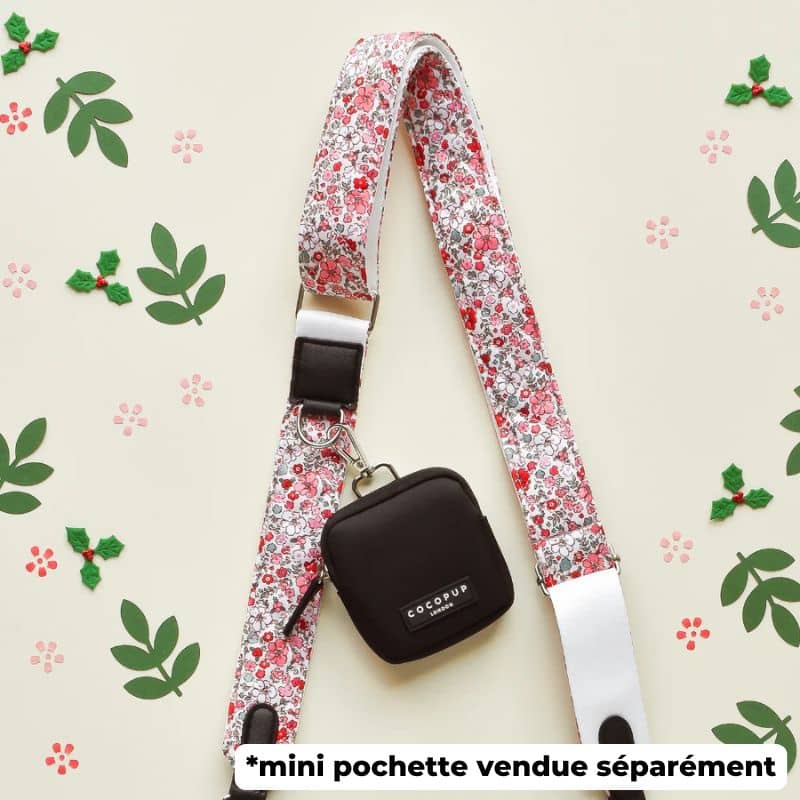Anse pour le dog walking bag de la marque cocopup london - quilted cute flowers - avec mini pochette