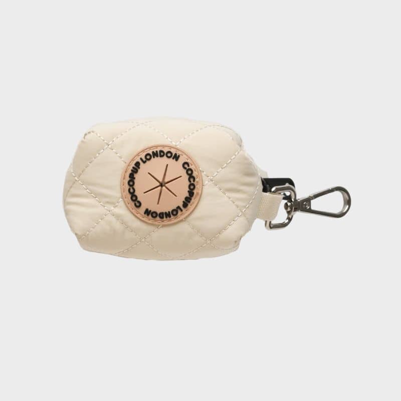 Poop bag sac à déjection chien matelassé beige joli chic Cocopup London