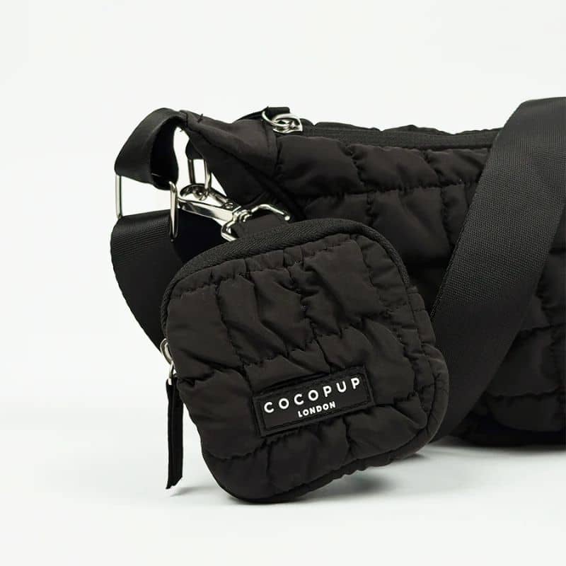 Cocopup London - mini pochette pour les friandises de chien en tissu noir matelassé