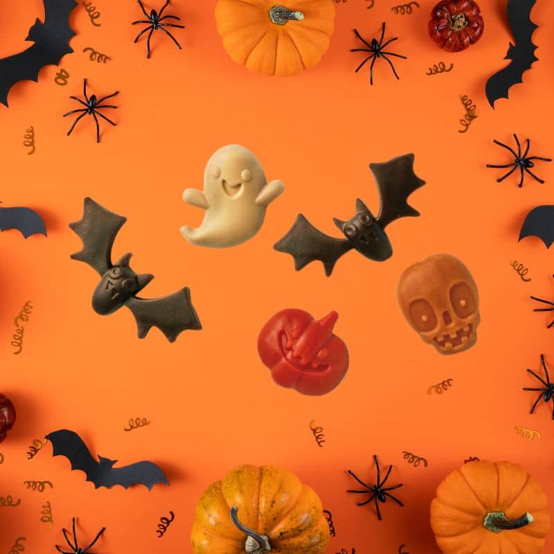 friandise dentaire à macher vege pour chien en forme de scary monster : chauve-souris, citrouille, tête de mort et fantome