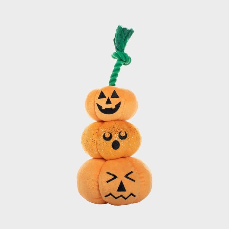 Jouet halloween pour chien en forme de 
 trio de citrouilles reliées par une corde Fringe
