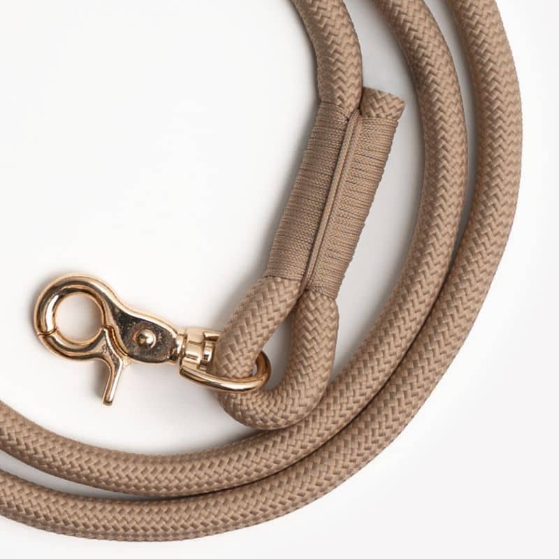 Laisse pour chien en beige sable de Furlou avec mousqueton doré