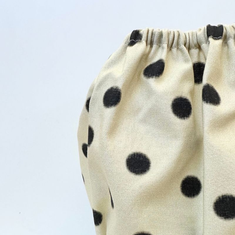 Snood pour les oreilles pour chien aux oreilles tombantes Lou and Co contre les épillets pour protéger
