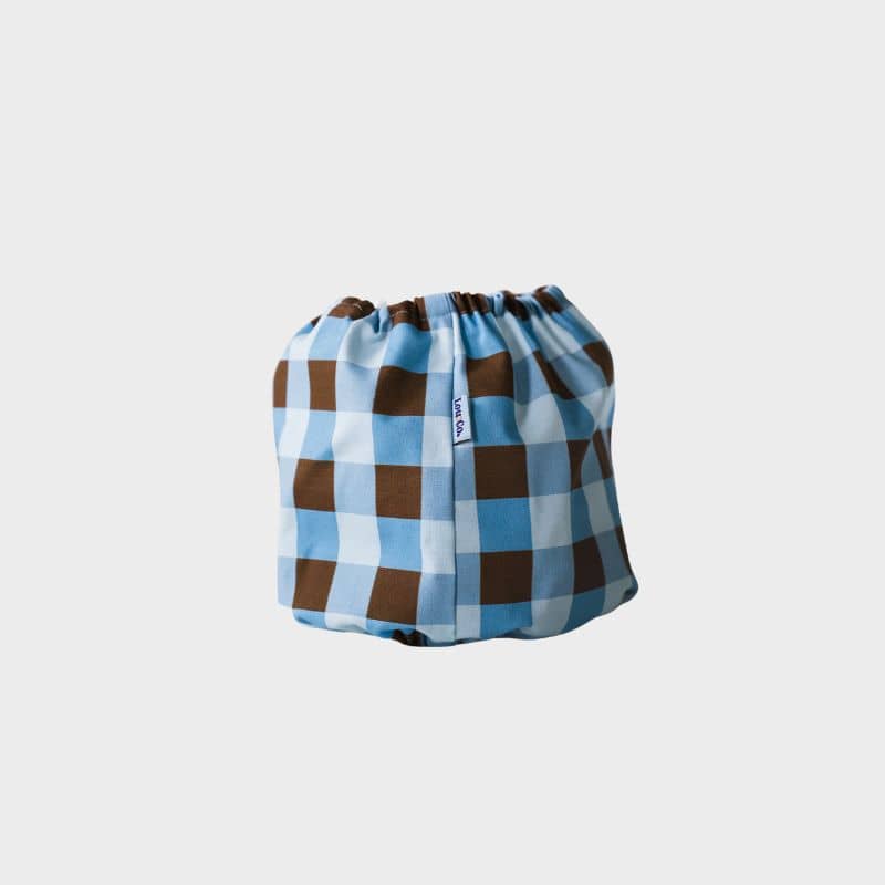 snood pour chien en coton motif carreaux  marron et bleu Lou & Co - protection des longues oreilles contre les épillets et l'humidité