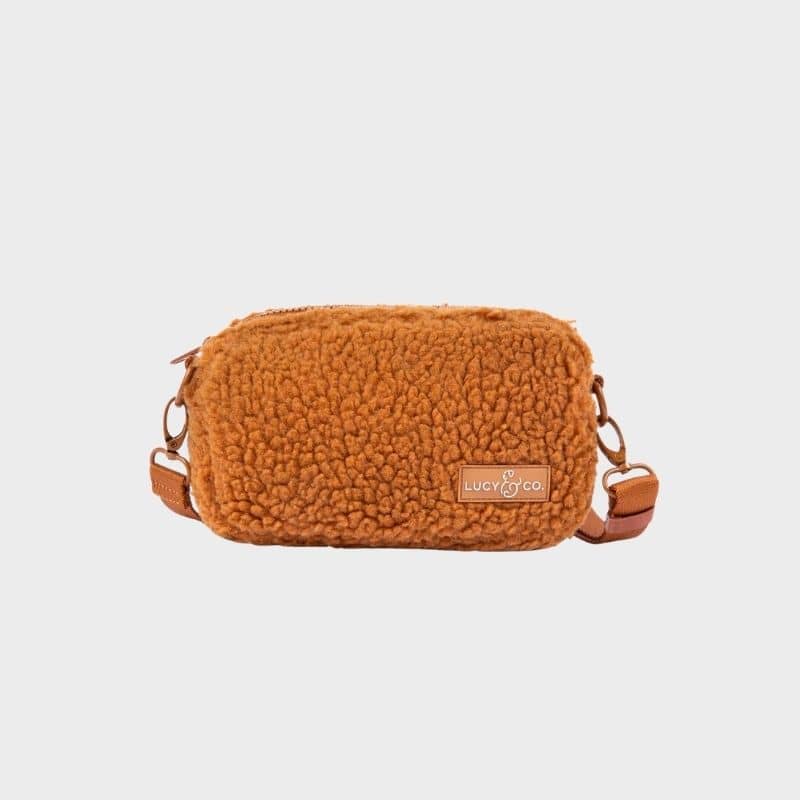 sac de balade bandoulière "everyday bag teddy cinnamon" Lucy and co en moumoute sherpa marron 