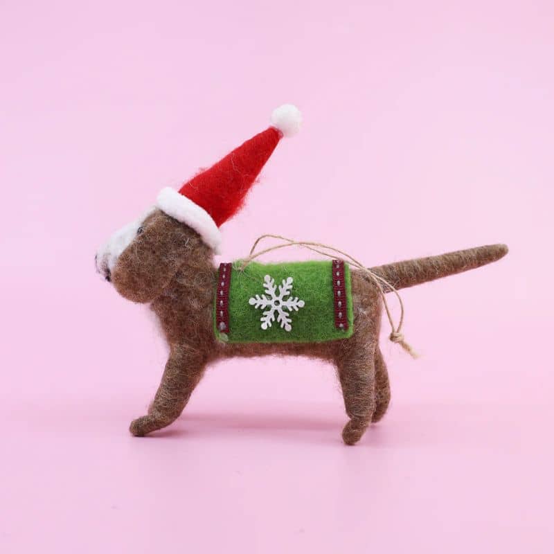 Décoration de Noël artisanal en feutre en forme de chien marrant et mignon avec bonnet de Père-Noël