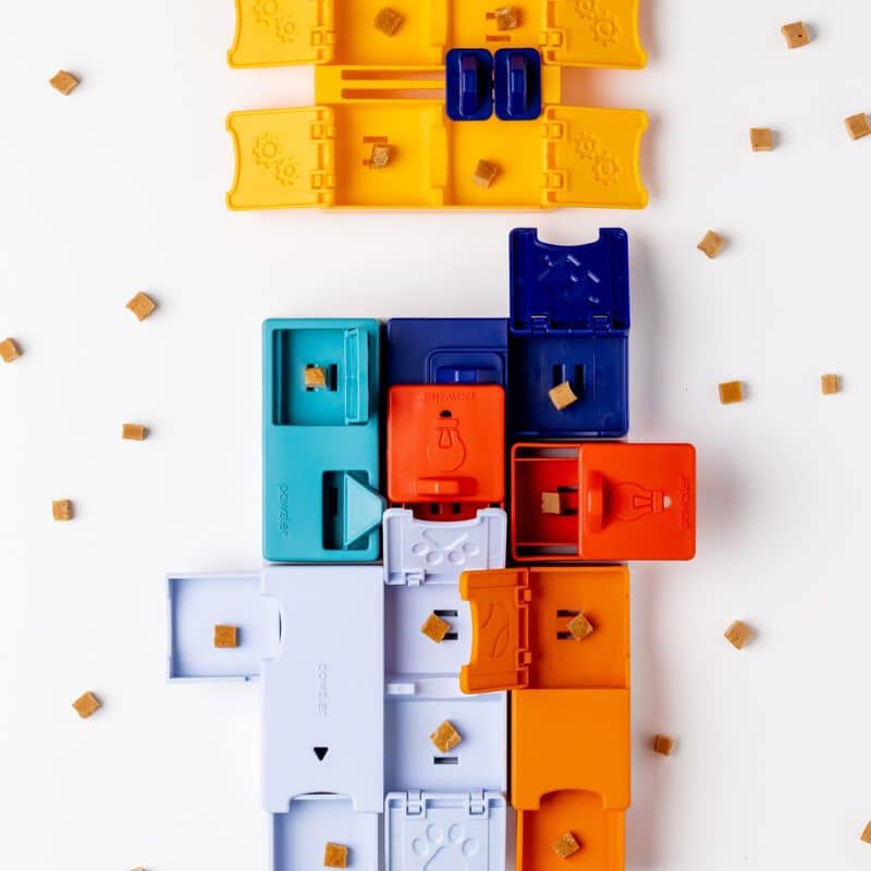 jouet d'occupation pour chien niveau  3 Genius set Pawzler : 14 cachettes à friandises pour stimuler et enrichir le chien via la dépense mentale - niveau difficile