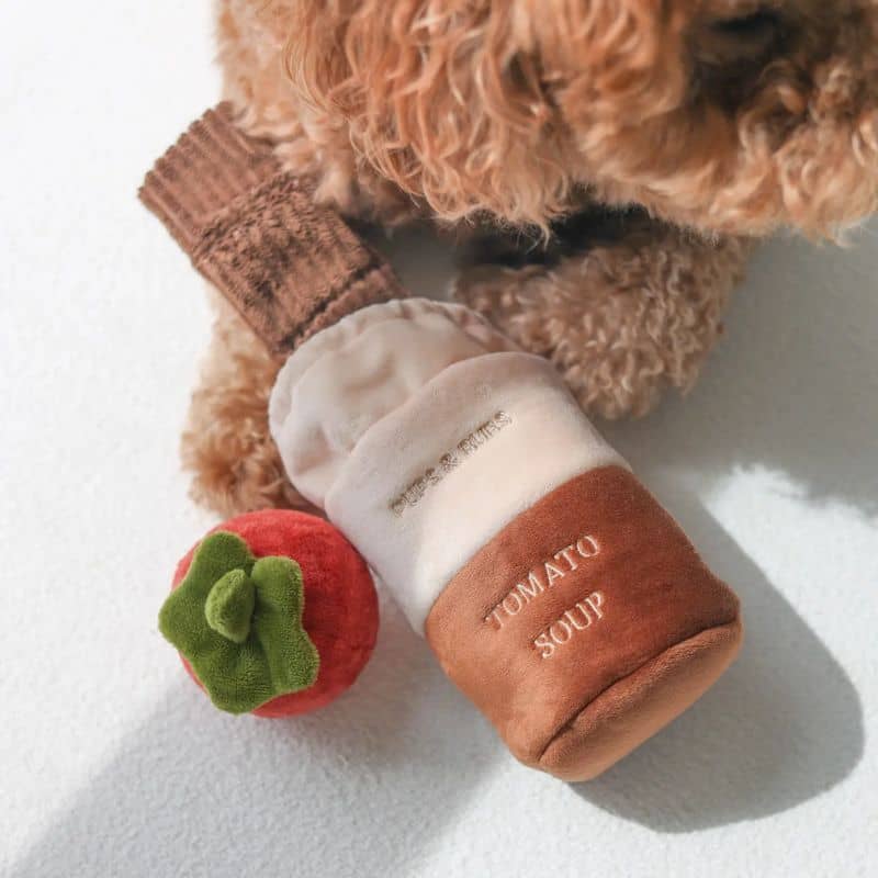 Tomato Soup nosework toy Pups & Bubs - jouet d'occupation interactif et de fouille pour chien en forme de soupe de tomate dans lequel cacher des friandises pour occuper votre chien