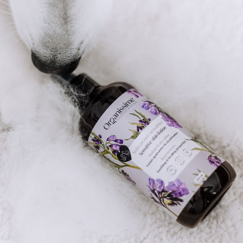 soin pour peaux sensibles chien Organissime par biogance idéal pour le bien-être de votre animal afin de soulager les grattages et prurit ou encore dermatite allergique ou atopique