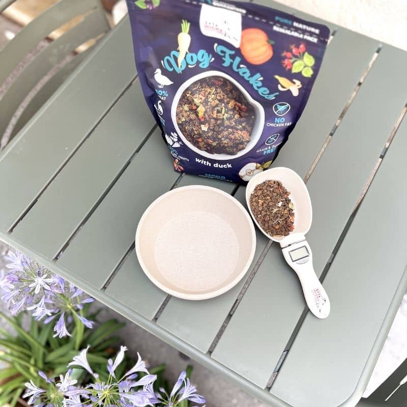 alimentation complète pour chien adulte alternative au BARF : flocons au canard Dog Flakes Syta Micha