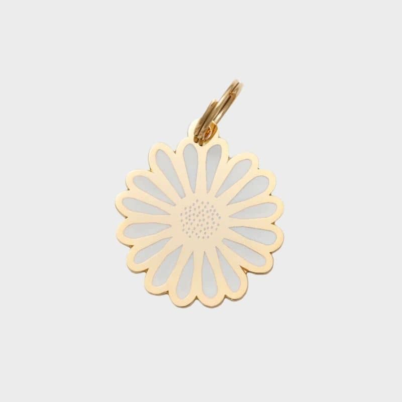 Médaille pour chien en forme de fleur marguerite avec détail blanc et doré