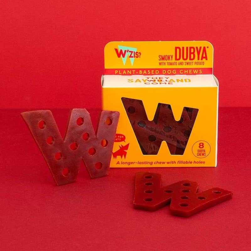 Friandises pour chien vegan en forme de W arôme bacon
