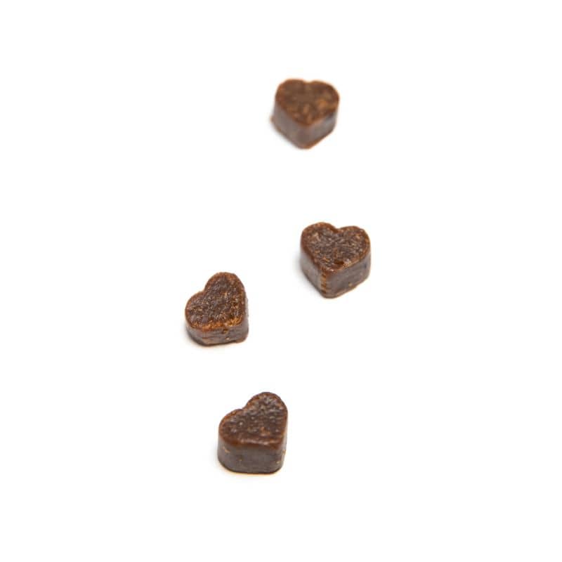 Friandises de la marque Yogupet pour chat elles sont gourmandes et en forme de coeur moelleux ce qui les rend très appréciées