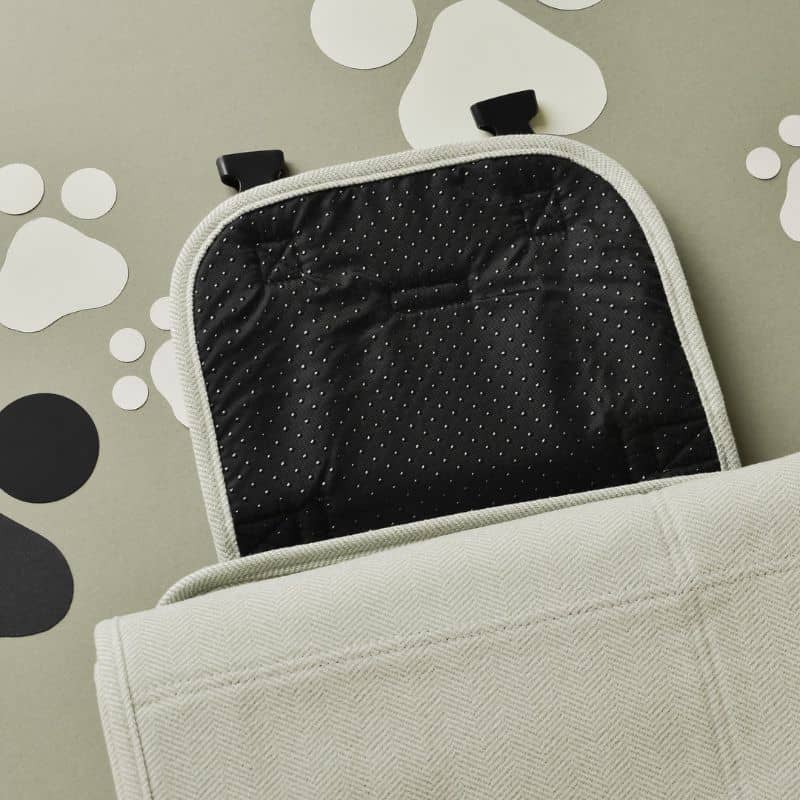 Dessous antidérapant pour tapis de voyage pour chien