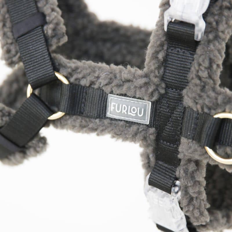 Détail harnais pour chien sherpa de Furlou en noir