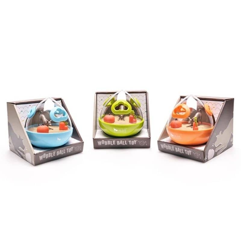 Le Wobble Ball™ orange P.L.A.Y est un jouet d’occupation interactif qui distribue des croquettes ou des récompenses