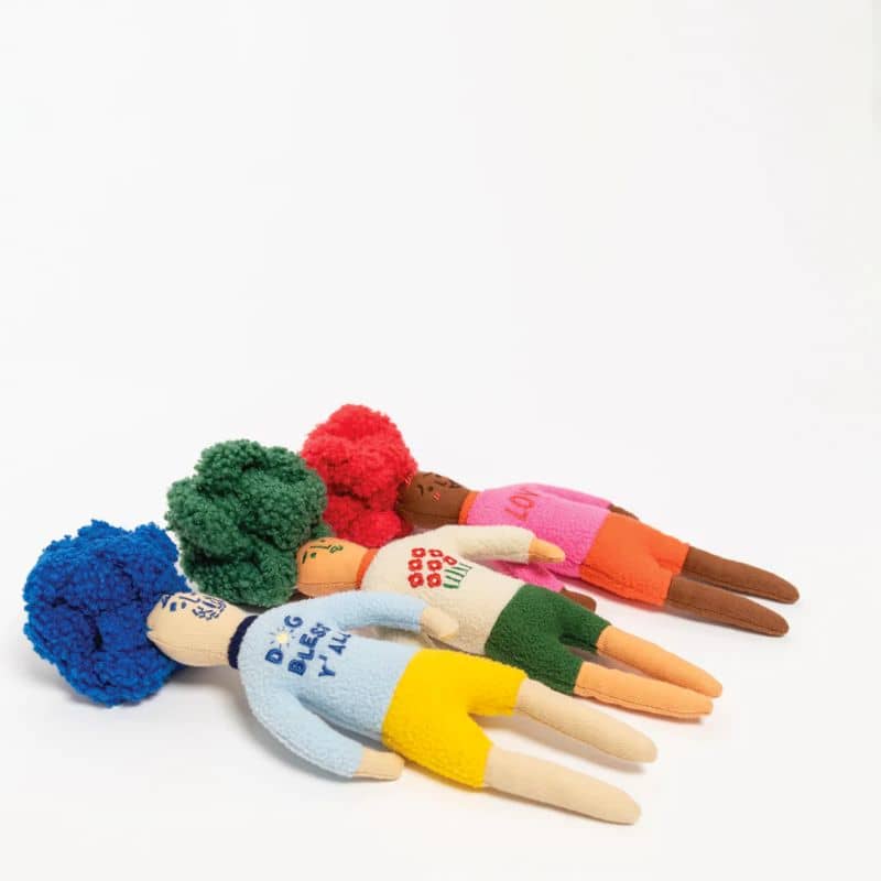 jouet d'occupation pour chien peluche de flair avec cachettes à friandises en forme d'humain The Furryfolks